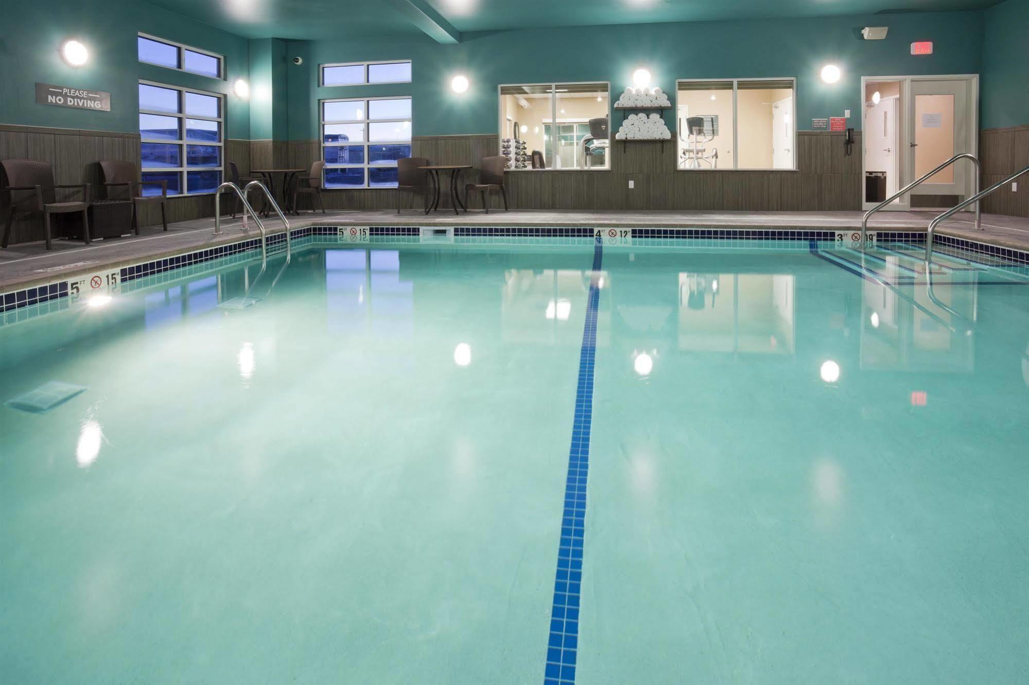 Grandstay Hotel & Suites Valley City Zewnętrze zdjęcie